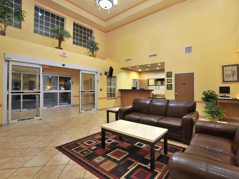 Super 8 By Wyndham San Antonio/Alamodome Area Hotel Exterior foto